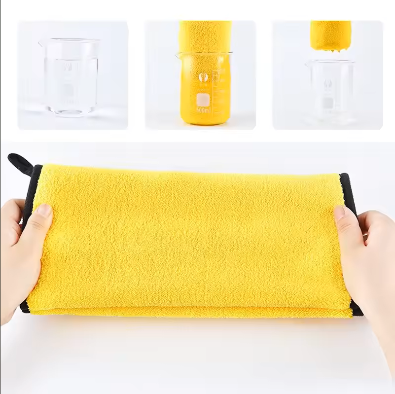 Quick Drying Dog And Cat Towels Soft Fiber Towels Absorbent Bath Towel Pet Bathrobe Convenient Cleaning Towel Pet Supplies